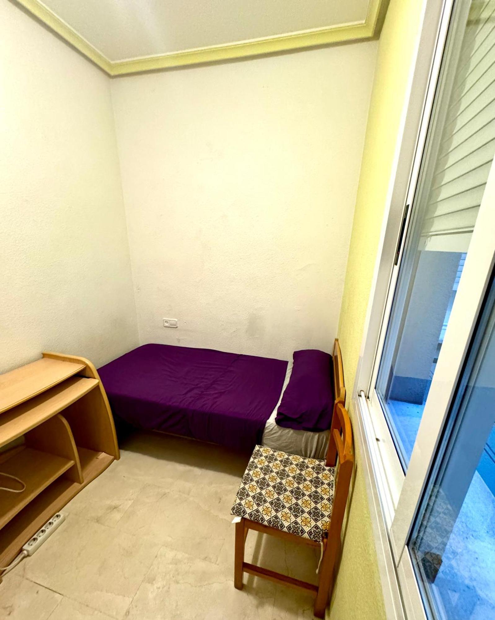 Economic Private Room In Center Of Granada Esterno foto